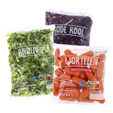 Rode kool of andijvie grof zak à 400 gram 
of wortelen zak à 500 gram